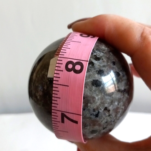 Yooperlite crystal sphere. 312g - Picture 10 of 10